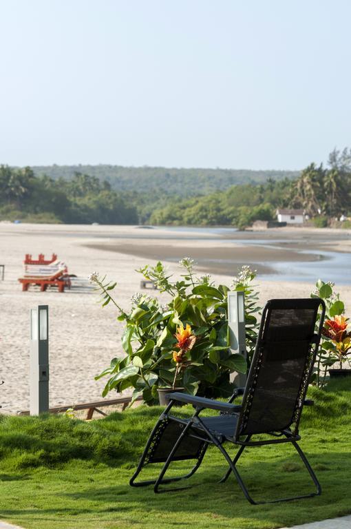 Boomerang Resort Мандрем Екстериор снимка